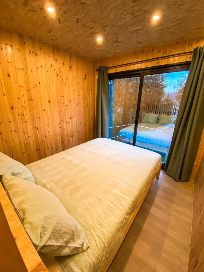 Bungalow Pichoses Geres Camping Rio Caldo Exteriör bild